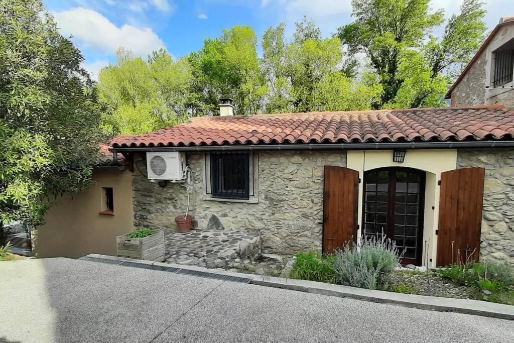 Gîte de charme dans Mas Catalan Prades  Extérieur photo